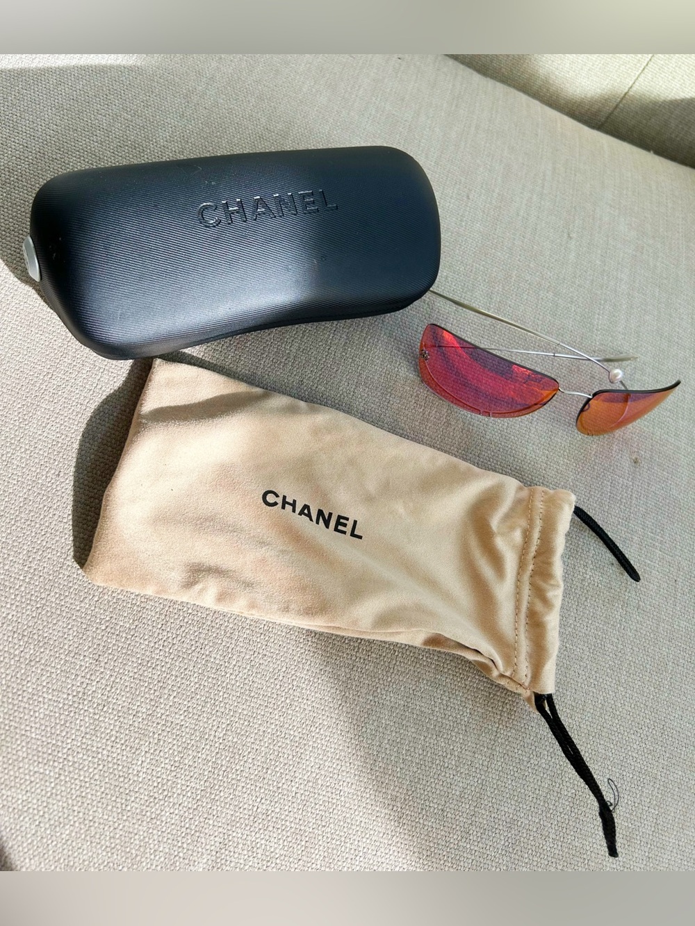 Authentic 90’s Vintage Chanel Pink Rimless Shield Sunglasses - Picture 15 of 16